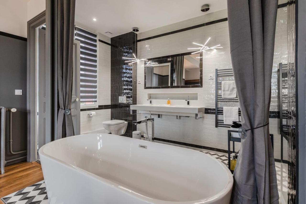 翁弗勒尔Le Manoir Des Embruns 14P - Location N1- Terrace- Public Parking 2 Min别墅 外观 照片